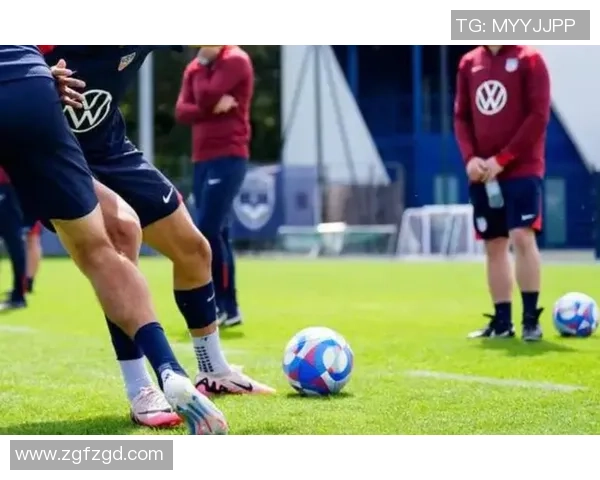 柔道背景下的足球明星盘点他们的运动成就与人生故事